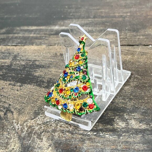 Vintage Beautiful Gold Tone and Rhinestone Jeweled Christmas Tree Brooch - Picture 6 of 9